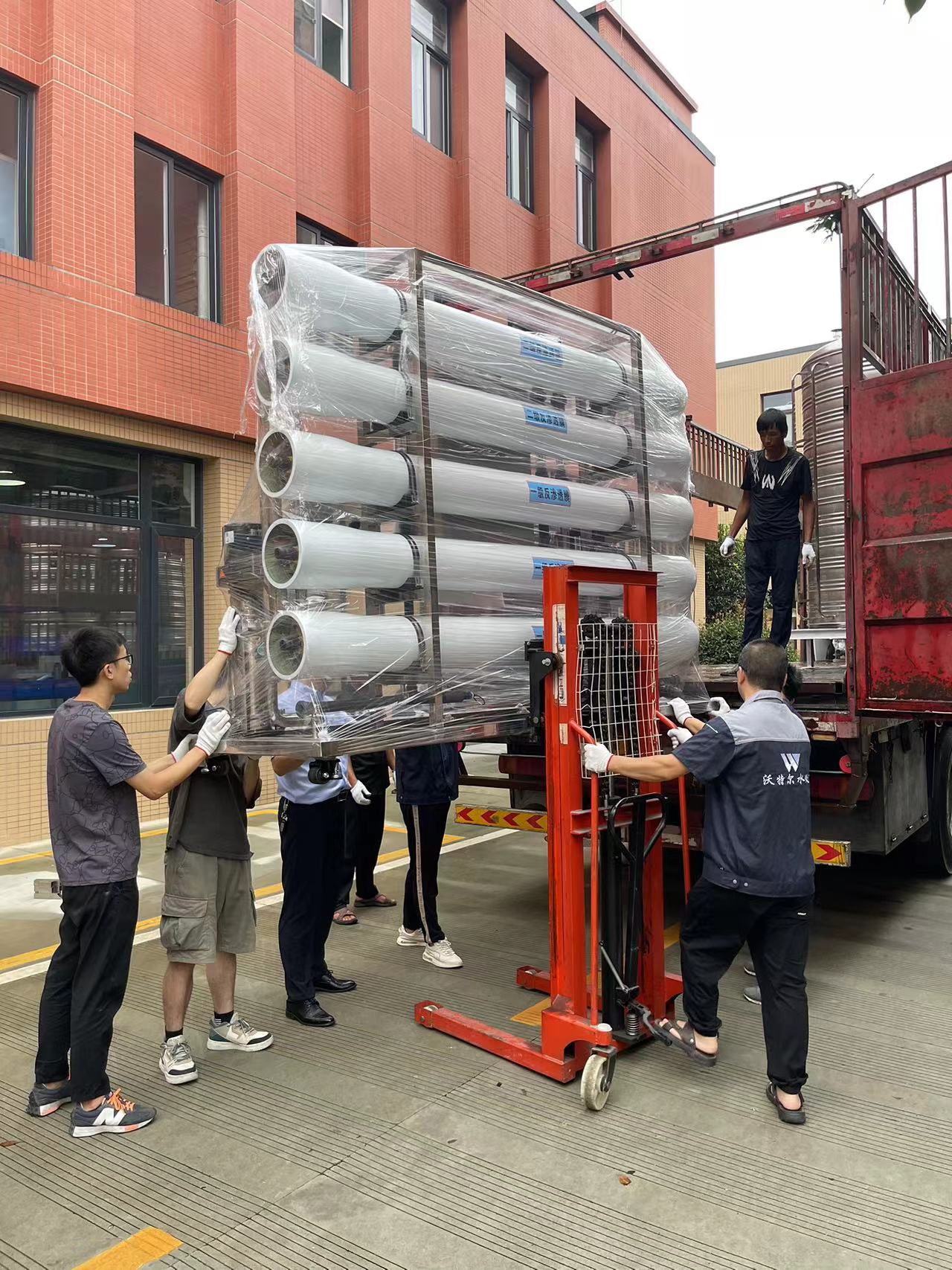 純水設(shè)備發(fā)貨現(xiàn)場(chǎng) 純水設(shè)備發(fā)貨現(xiàn)場(chǎng)